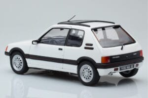 Peugeot 205 GTi 1.6 Hvid Norev 1:18 184849 Metal — billede 7 af 8