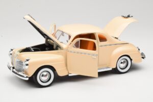 Plymouth Coupe Beige Road Signature 1:18 92398 Metal — billede 2 af 8