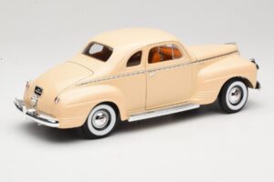 Plymouth Coupe Beige Road Signature 1:18 92398 Metal — billede 3 af 8