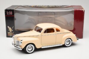 Plymouth Coupe Beige Road Signature 1:18 92398 Metal — billede 8 af 8