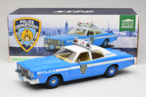 Plymouth Fury Police Pursuit New York Police Department GreenLight 1:18 19043 Metal — billede 8 af 8