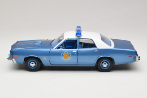 Plymouth Fury Police Pursuit Smokey and the Bandit GreenLight 1:18 19044 Metal — billede 4 af 8