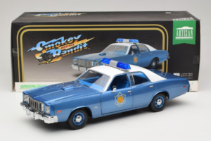 Plymouth Fury Police Pursuit Smokey and the Bandit GreenLight 1:18 19044 Metal — billede 8 af 8