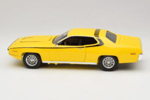 Plymouth Satellite Daisy Dukes of Hazzard Auto World 1:18 AWSS105/06 Metal — billede 4 af 8