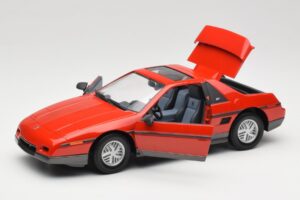 Pontiac Fiero GT Rød Road Signature 1:18 92588 Metal — billede 2 af 8