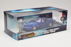 Pontiac Firebird Pennywise With Figure Jada 1:24 31118 Metal — billede 2 af 3