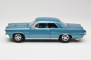 Pontiac GTO Hurst Edition Blå Maisto 1:18 531885 Metal — billede 4 af 8
