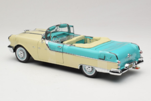 Pontiac Star Chief I Love Lucy Nautilus Blue Hvid Sun Star 1:18 5057 Metal — billede 6 af 7
