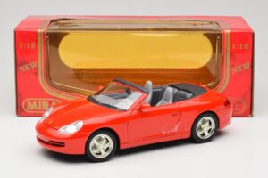 Porsche 911 996 Cabriolet Rød Mira 1:18 06930 Metal — billede 8 af 8