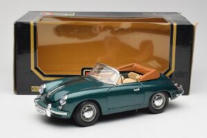 Porsche 356B Cabriolet Grøn Bburago 1:18 3051-M1 Metal — billede 8 af 8