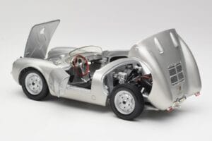 Porsche 550 A Spyder Sølv Maisto 1:18 50314 Metal — billede 5 af 8