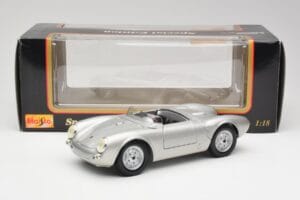 Porsche 550 A Spyder Sølv Maisto 1:18 50314 Metal — billede 8 af 8