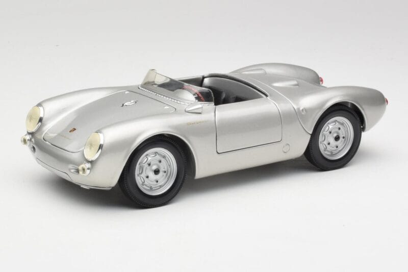 Porsche 550 A Spyder Sølv Maisto 1:18 50314 Metal