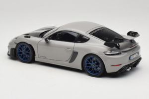 Porsche 718 Cayman 982 GT4 RS Weissach Package Chalk Norev 1:18 187253 Metal — billede 7 af 8