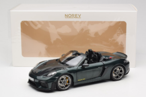 Porsche 718 Spyder RS Weissach Pack Forest Green Norev 1:18 187272 Metal — billede 8 af 8