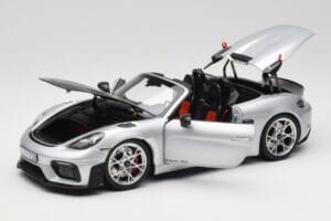 Porsche 718 Spyder RS Weissach Pack GT-Silver Metallic Norev 1:18 187270 Metal — billede 2 af 8