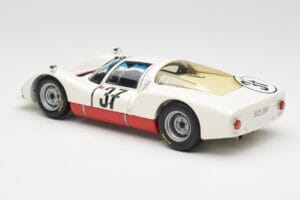 Porsche 906 K #37 V. Elford / B. Pon Porsche System 24 Hours of Le Mans 1967 Minichamps 1:18 100676137 Metal — billede 7 af 8