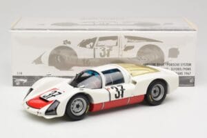 Porsche 906 K #37 V. Elford / B. Pon Porsche System 24 Hours of Le Mans 1967 Minichamps 1:18 100676137 Metal — billede 8 af 8