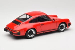 Porsche 911 930 Carrera 3.2 Guards Red Minichamps 1:18 100063021 Metal — billede 3 af 8