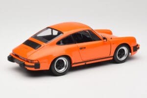 Porsche 911 930 Carrera 3.2 Signal Orange Minichamps 1:18 100063025 Metal — billede 3 af 8