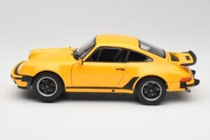 Porsche 911 930 Turbo 3.0 Gul Norev 1:18 187579 Metal — billede 4 af 8
