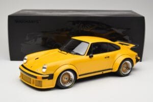 Porsche 911 934 RSR Gul 1976 Minichamps 1:12 125766401 Metal — billede 6 af 6