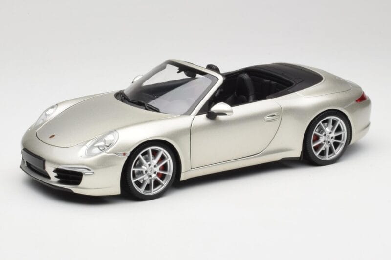 Porsche 911 991 Carrera S Cabriolet GT Sølv Metallic Minichamps 1:18 100061030 Metal