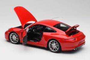 Porsche 911 991 Carrera S Guards Rød Minichamps 1:18 100061020 Metal — billede 5 af 8