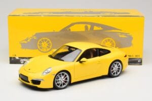 Porsche 911 991 Carrera S Racing Yellow Minichamps 1:18 100061021 Metal — billede 8 af 8
