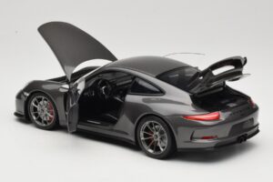 Porsche 911 991 GT3 Grey Metallic Minichamps 1:18 110062720 Metal — billede 5 af 8