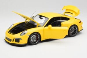 Porsche 911 991 GT3 Racing Gul & Sølvfælge Minichamps 1:18 110062722 Metal — billede 2 af 8