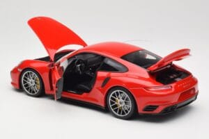 Porsche 911 991 Turbo S Guards Red Minichamps 1:18 110067122 Metal — billede 5 af 8