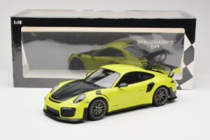 Porsche 911 991.2 GT2 RS Limegrøn med Sølvfælge Minichamps 1:18 155068309 Metal — billede 6 af 6