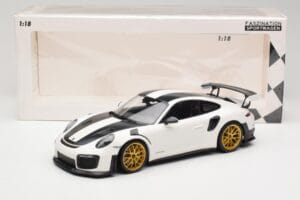 Porsche 911 991.2 GT2 RS Weissach Package Hvid Med Guldfælge Minichamps 1:18 153068308 Metal — billede 6 af 6