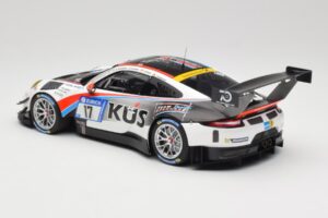 Porsche 911 991.2 GT3 R #17 Kues Team 75 Bernhard M. Christensen / K. Cairoli 24 Hours of Nurburgring 2018 Minichamps 1:18 15 — billede 5 af 6