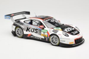 Porsche 911 991.2 GT3 R Kus Team 75 Bernhard #17 M. Ammermüller / M. Jaminet ADAC GT Masters 2017 Minichamps 1:18 155176917 M — billede 4 af 6