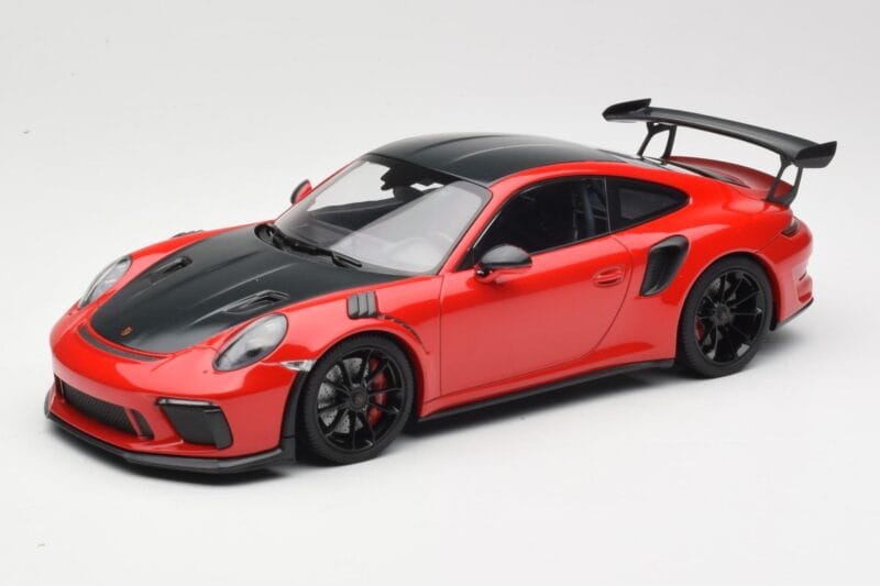 Porsche 911 991.2 GT3 RS Weissach Package Rød med Sorte Fælge Minichamps 1:18 155068230 Metal