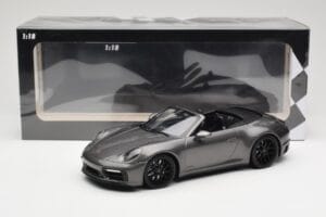 Porsche 911 992 Carrera 4 GTS Cabriolet Grey Metallic Minichamps 1:18 155063031 Metal — billede 6 af 6