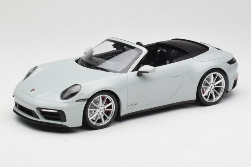 Porsche 911 992 Carrera 4 GTS Cabriolet Grå Minichamps 1:18 155063034 Metal