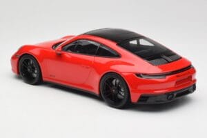 Porsche 911 992 Carrera 4 GTS Rød Minichamps 1:18 155063100 Metal — billede 5 af 6