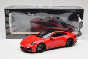 Porsche 911 992 Carrera 4 GTS Rød Minichamps 1:18 155063100 Metal — billede 6 af 6