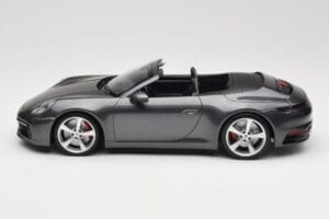 Porsche 911 992 Carrera 4S Cabriolet Agate Grey Metallic Minichamps 1:18 155067336 Metal — billede 3 af 6