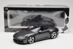 Porsche 911 992 Carrera 4S Cabriolet Agate Grey Metallic Minichamps 1:18 155067336 Metal — billede 6 af 6