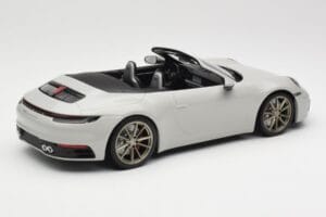 Porsche 911 992 Carrera 4S Cabriolet Grå Minichamps 1:18 155067335 Metal — billede 2 af 6