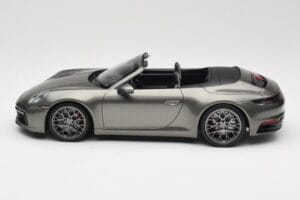 Porsche 911 992 Carrera 4S Cabriolet Mamba Green Metallic Minichamps 1:18 155067337 Metal — billede 3 af 6