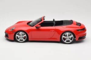 Porsche 911 992 Carrera 4S Cabriolet Rød Minichamps 1:18 155067331 Metal — billede 3 af 6
