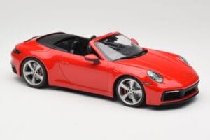Porsche 911 992 Carrera 4S Cabriolet Rød Minichamps 1:18 155067331 Metal — billede 4 af 6