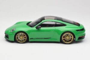 Porsche 911 992 Carrera 4S Python Green Minichamps 1:18 155067325 Metal — billede 3 af 6