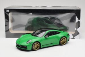 Porsche 911 992 Carrera 4S Python Green Minichamps 1:18 155067325 Metal — billede 6 af 6