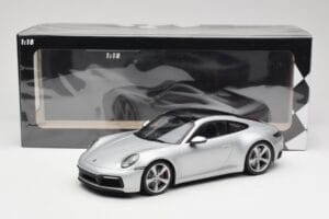 Porsche 911 992 Carrera 4S Sølv Minichamps 1:18 155067322 Metal — billede 6 af 6